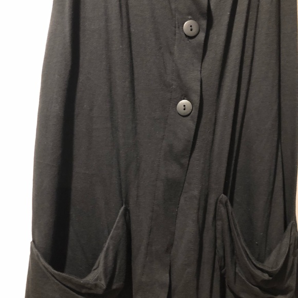 3 button vest with pockets - Picture 2 of 4